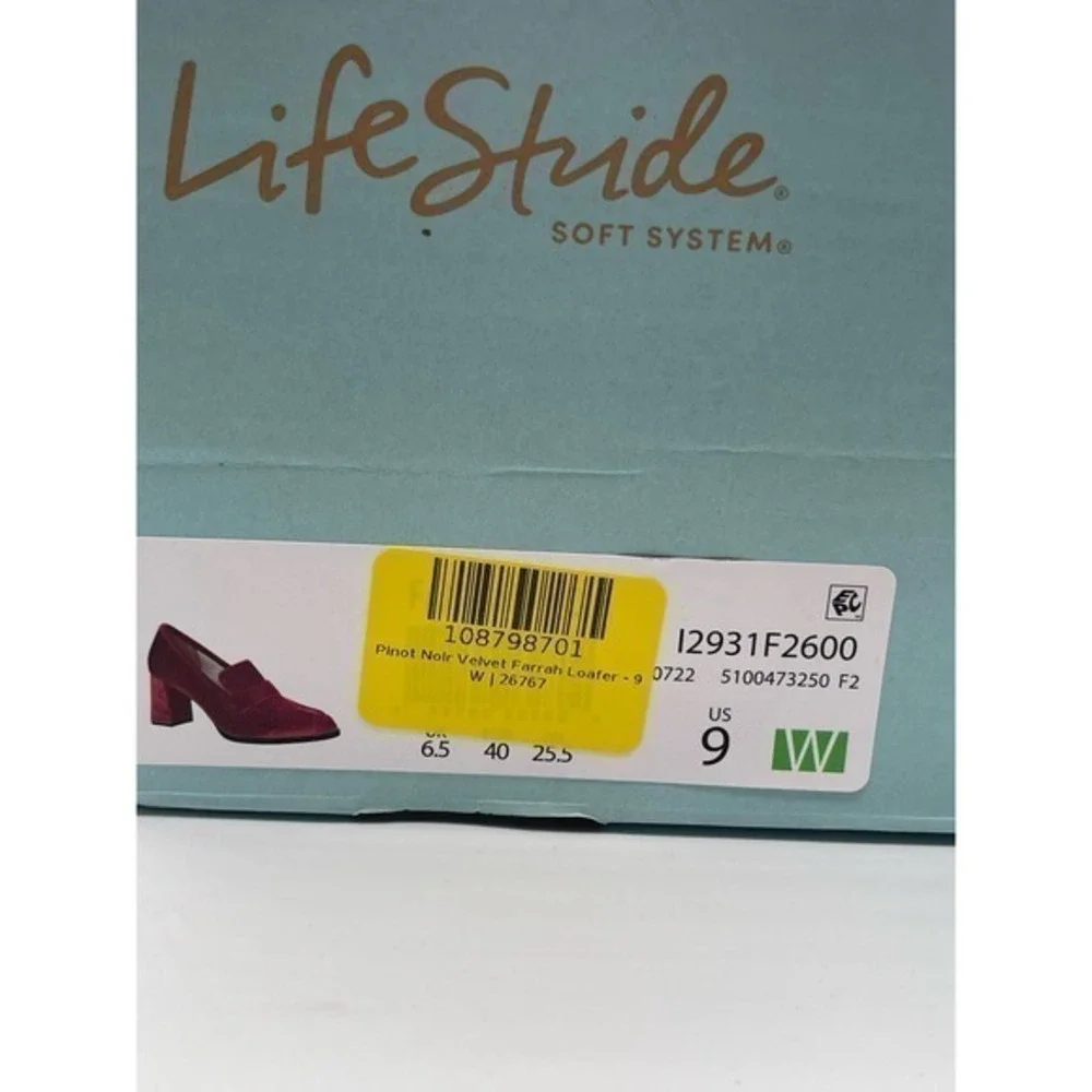 Pinot Noir‎ Velvet Farrah Loafer Women's Size 9W